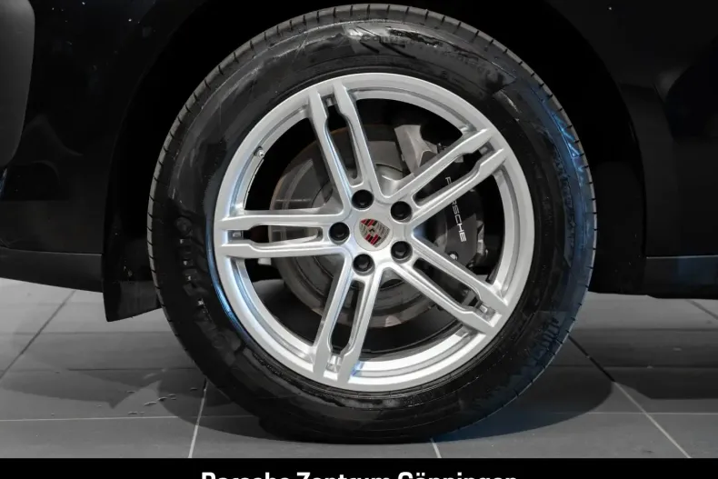 Porsche Macan din 2022 cu 35.870 km - oferta POR144249 - foto 9