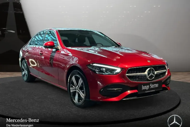 Mercedes-Benz C 300 din 2024 cu 10.827 km - oferta MER144251 - foto 3