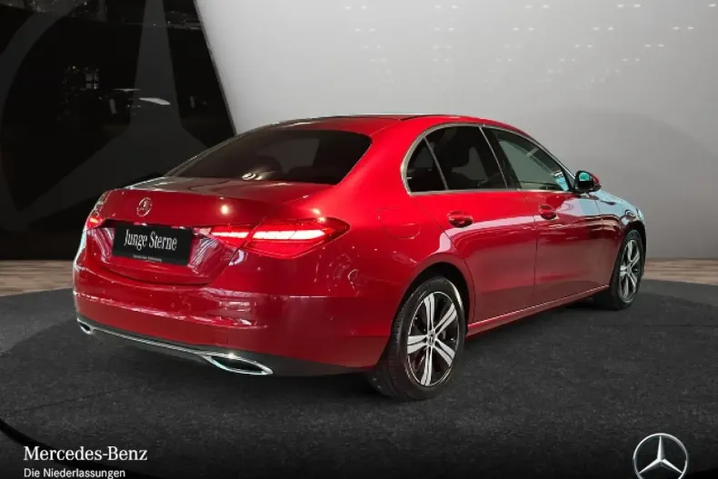 Mercedes-Benz C 300 din 2024 cu 10.827 km - oferta MER144251 - foto 4