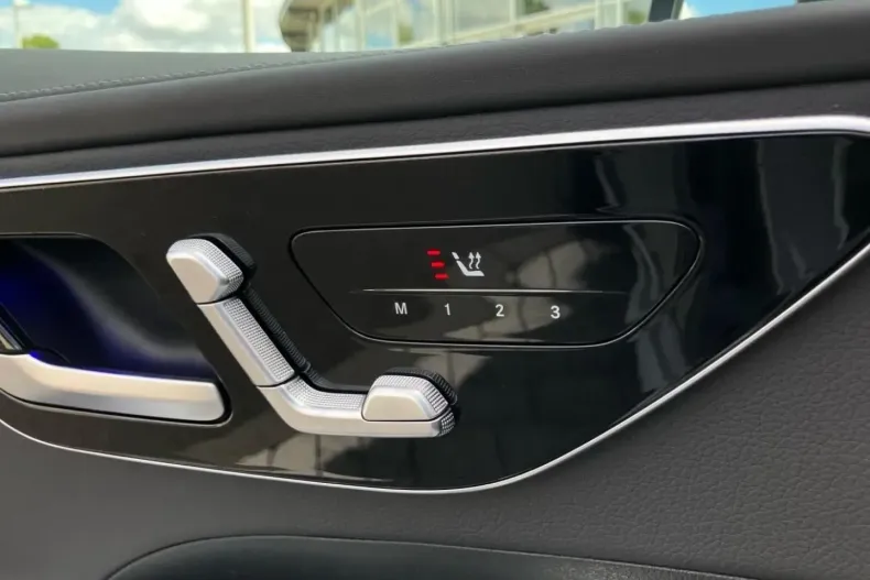 Mercedes-Benz C 200 din 2024 cu 13.870 km - oferta MER144252 - foto 11