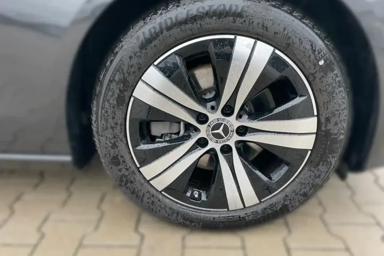 Mercedes-Benz C 200 din 2024 cu 12.187 km - oferta MER144254 - foto 6