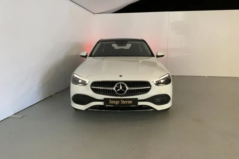 Mercedes-Benz C 220 din 2023 cu 14.212 km - oferta MER144255 - foto 1
