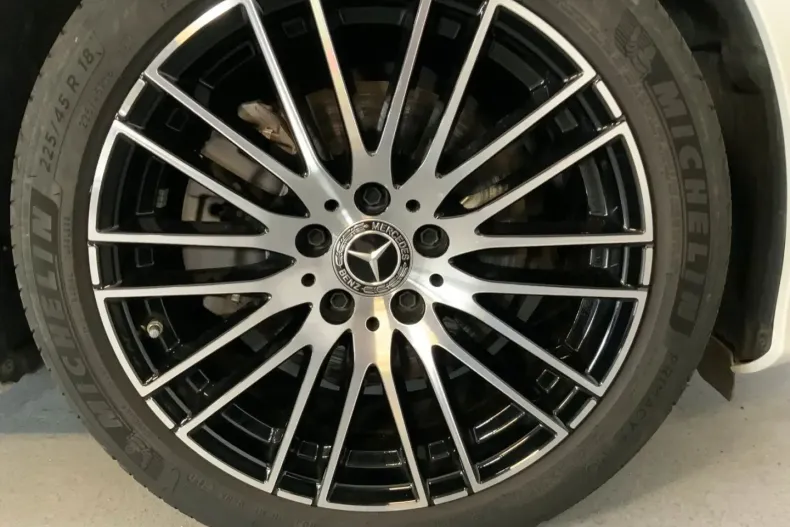 Mercedes-Benz C 220 din 2023 cu 14.212 km - oferta MER144255 - foto 7