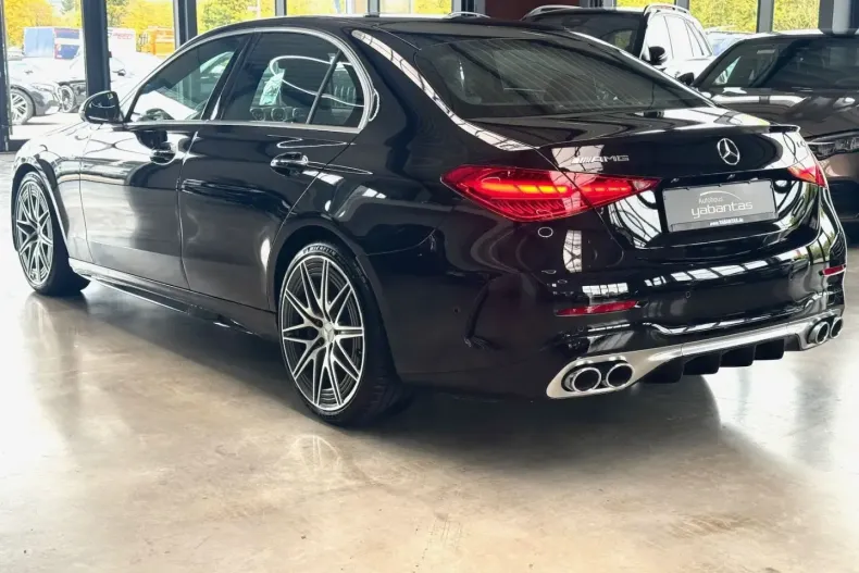 Mercedes-Benz C 43 AMG din 2024 cu 7.032 km - oferta MER144257 - foto 4