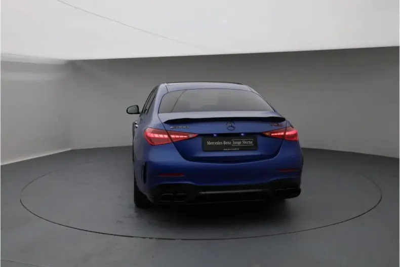 Mercedes-Benz C 63 AMG din 2023 cu 3.190 km - oferta MER144260 - foto 4