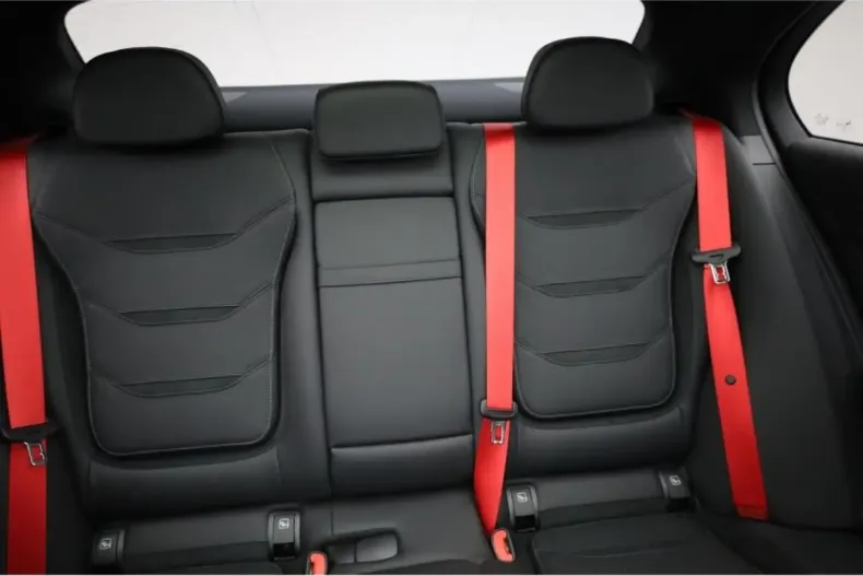 Mercedes-Benz C 63 AMG din 2023 cu 3.190 km - oferta MER144260 - foto 20