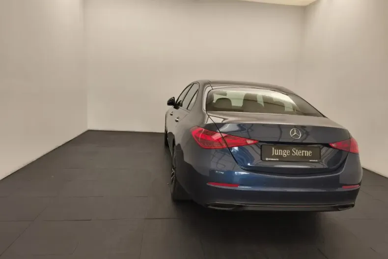 Mercedes-Benz C 300 din 2023 cu 15.545 km - oferta MER144266 - foto 6