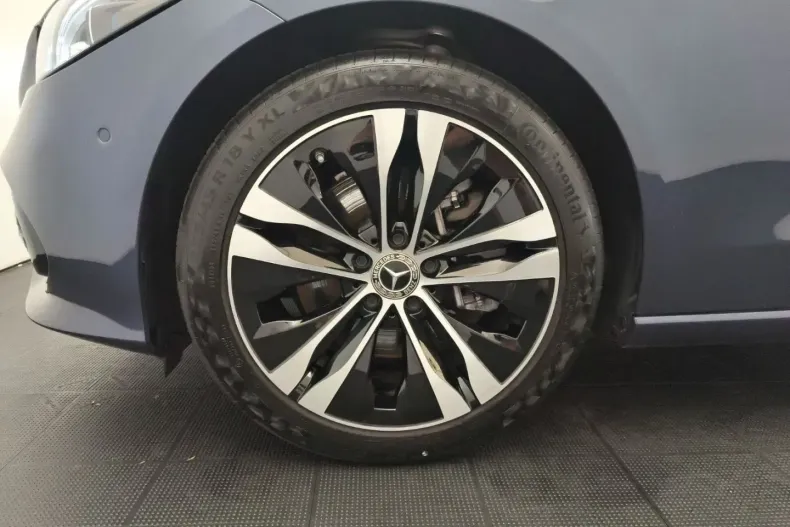 Mercedes-Benz C 300 din 2023 cu 15.545 km - oferta MER144266 - foto 9