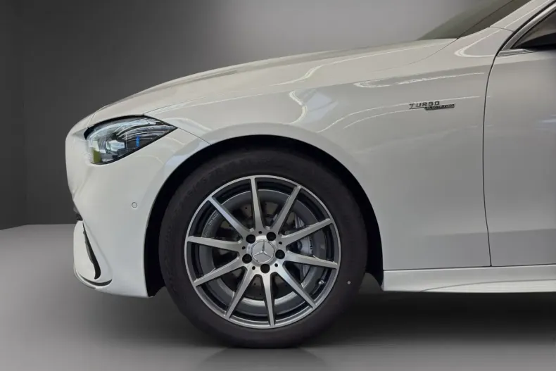 Mercedes-Benz C 43 AMG din 2024 cu 9.674 km - oferta MER144267 - foto 4