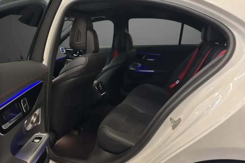 Mercedes-Benz C 43 AMG din 2024 cu 9.674 km - oferta MER144267 - foto 8