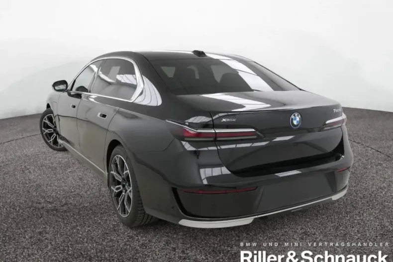 BMW 750 din 2024 cu 6.400 km - oferta BMW144268 - foto 3