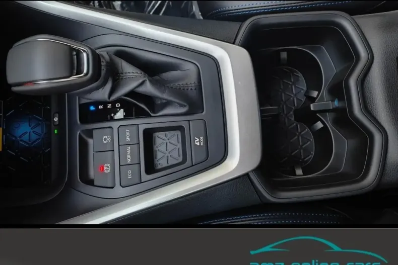 Toyota RAV4 din 2024 cu 15.500 km - oferta TOY144271 - foto 28