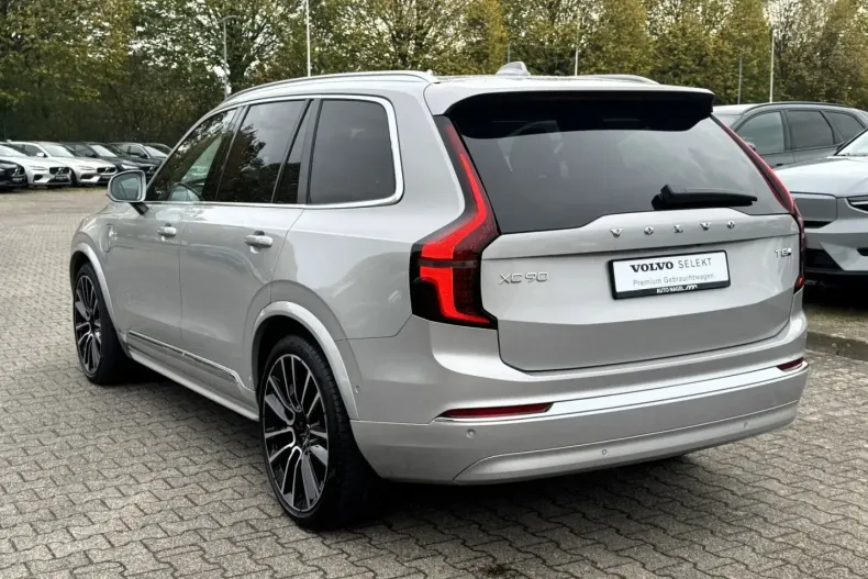 Volvo XC90 din 2025 cu 24.005 km - oferta VOL144311 - foto 4
