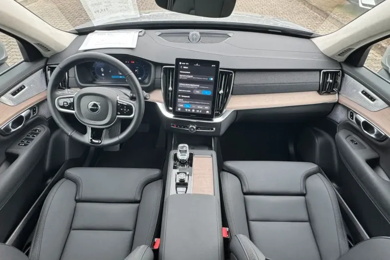 Volvo XC90 din 2025 cu 24.005 km - oferta VOL144311 - foto 20