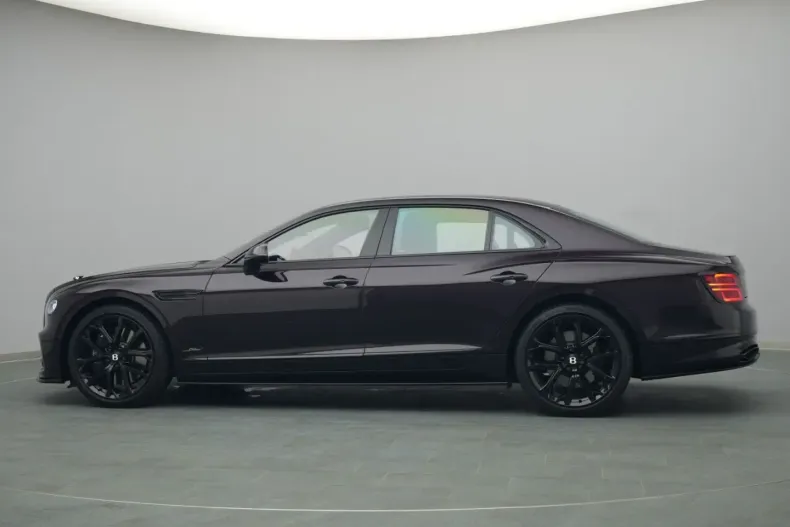 Bentley Flying Spur din 2023 cu 19.300 km - oferta BEN144327 - foto 3