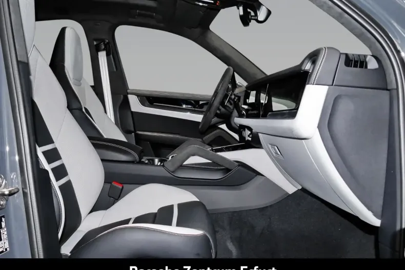 Porsche Cayenne din 2025 cu 10.000 km - oferta POR144330 - foto 8