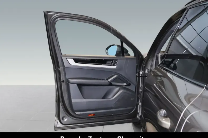 Porsche Cayenne din 2024 cu 29.990 km - oferta POR144331 - foto 10