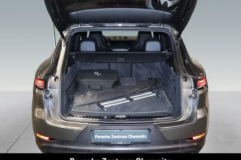 Porsche Cayenne din 2024 cu 29.990 km - oferta POR144331 - foto 40