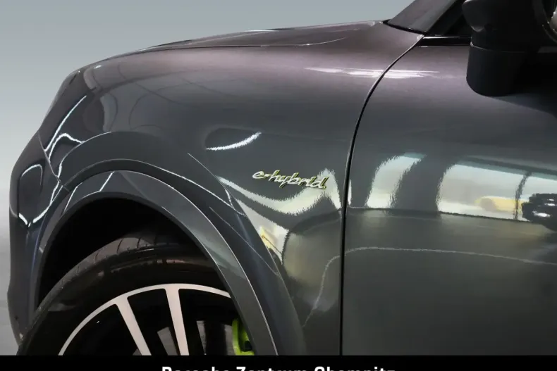 Porsche Cayenne din 2024 cu 29.820 km - oferta POR144333 - foto 34