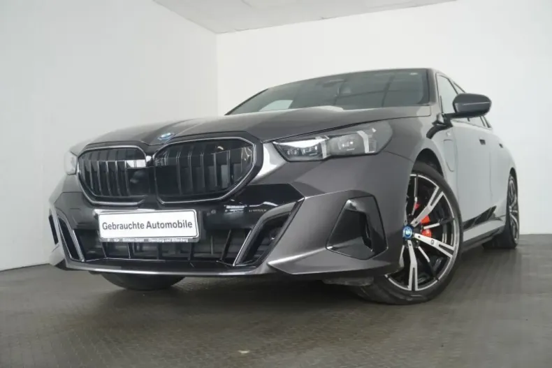 BMW 530 din 2025 cu 25.500 km - oferta BMW144349 - foto 1