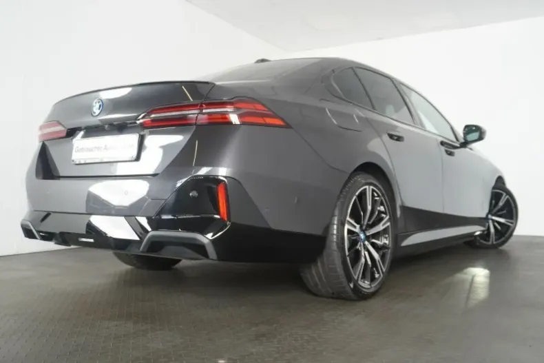 BMW 530 din 2025 cu 25.500 km - oferta BMW144349 - foto 5