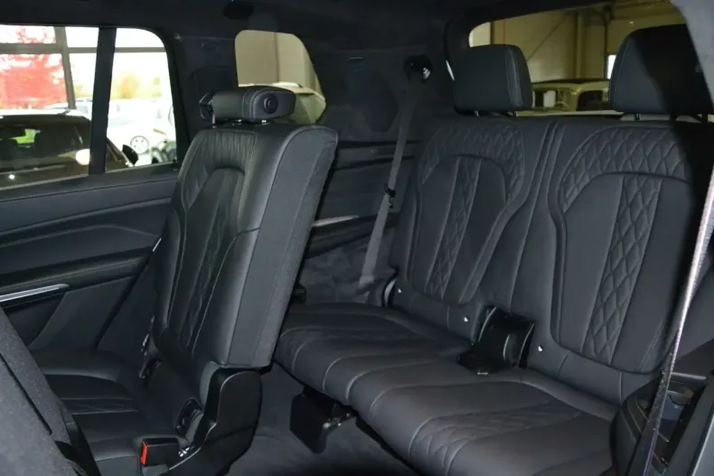 BMW X7 din 2024 cu 38.750 km - oferta BMW144356 - foto 9