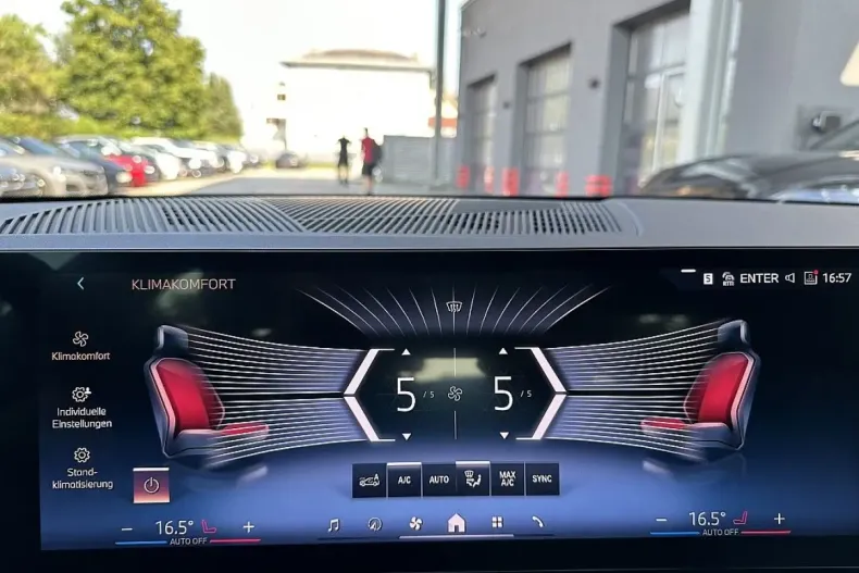 BMW 530 din 2024 cu 10.500 km - oferta BMW144359 - foto 31