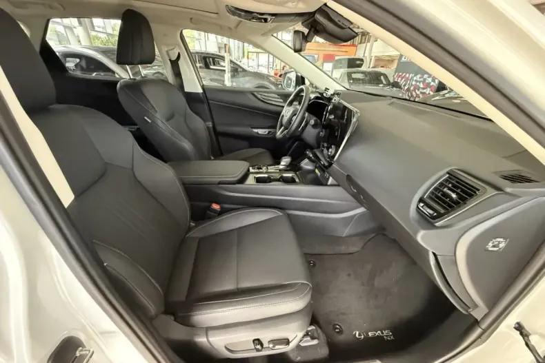 Lexus NX 350h din 2023 cu 24.500 km - oferta LEX144369 - foto 5