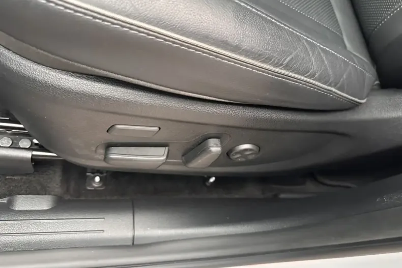 Hyundai SANTA FE din 2021 cu 66.250 km - oferta HYU144372 - foto 14