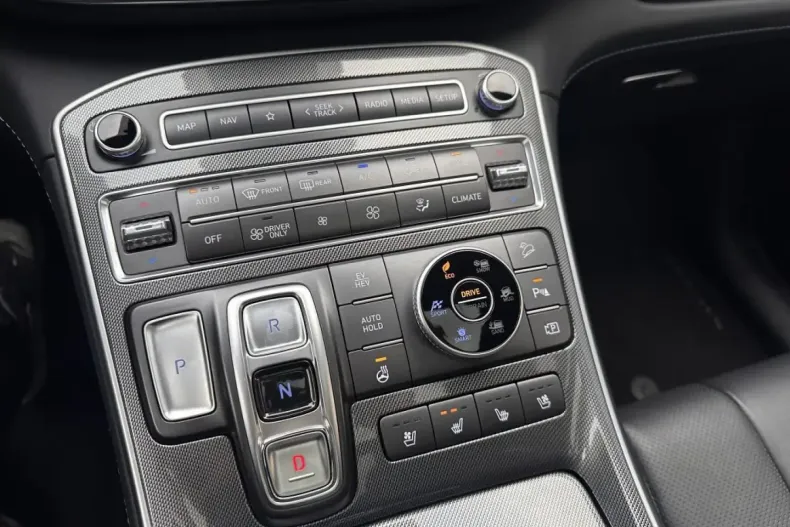 Hyundai SANTA FE din 2021 cu 66.250 km - oferta HYU144372 - foto 20