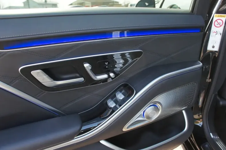 Maybach S680 din 2021 cu 91.170 km - oferta MAY144420 - foto 23