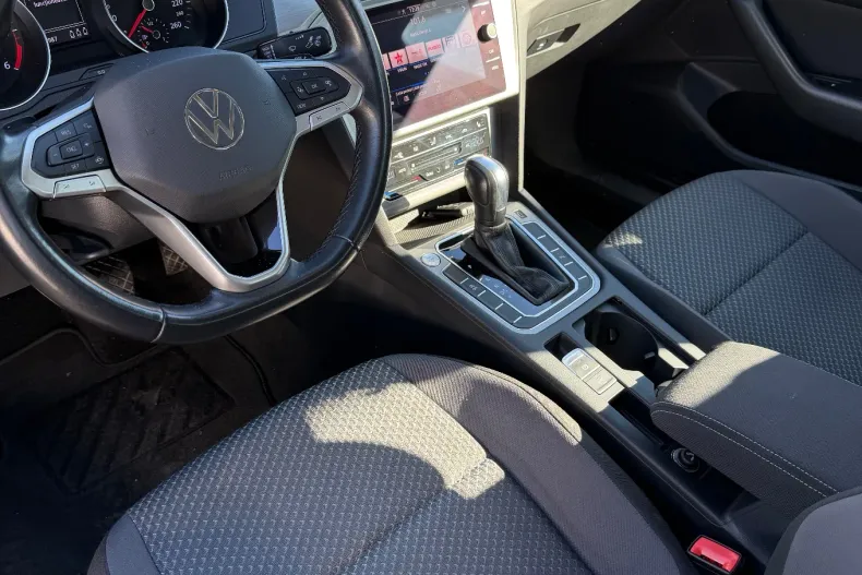 Volkswagen Passat din 2022 cu 134.000 km - oferta VOL144428 - foto 2