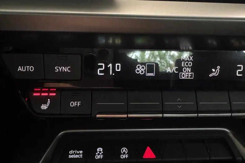 Audi A3 din 2021 cu 102.000 km - oferta AUD144430 - foto 11