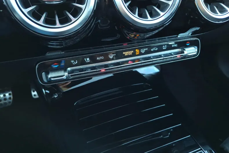 Mercedes-Benz CLA din 2019 cu 127.250 km - oferta MER144438 - foto 31