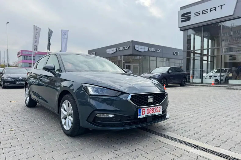 Seat Leon din 2025 cu 3.900 km - oferta SEA144441 - foto 1