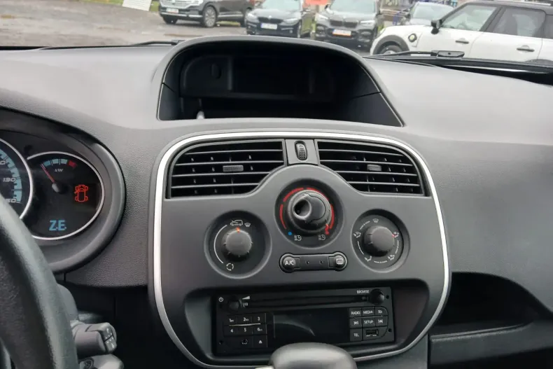 Renault Kangoo din 2021 cu 48.493 km - oferta REN144446 - foto 9
