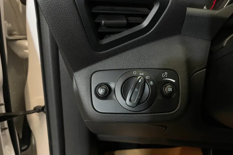 Ford Kuga din 2019 cu 81.076 km - oferta FOR144451 - foto 23