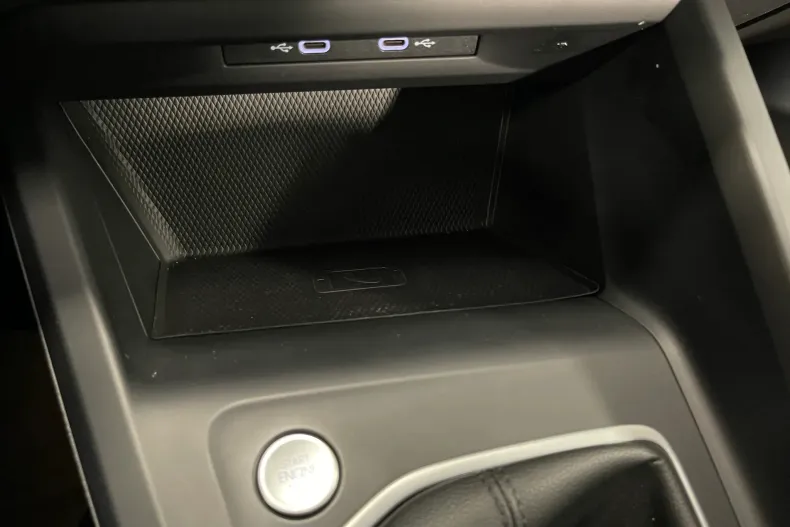 Volkswagen Golf din 2021 cu 102.445 km - oferta VOL144453 - foto 22