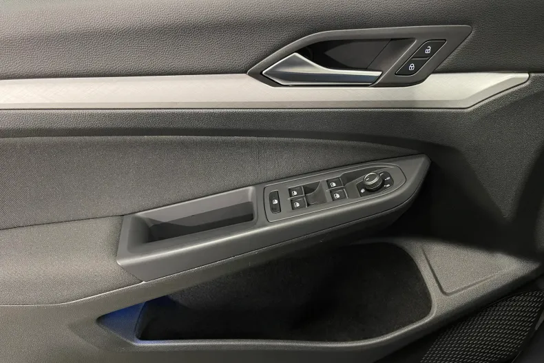 Volkswagen Golf din 2021 cu 102.445 km - oferta VOL144453 - foto 24