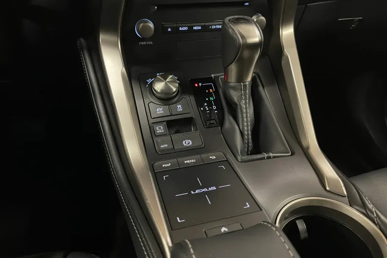 Lexus Seria NX din 2021 cu 130.365 km - oferta LEX144455 - foto 19