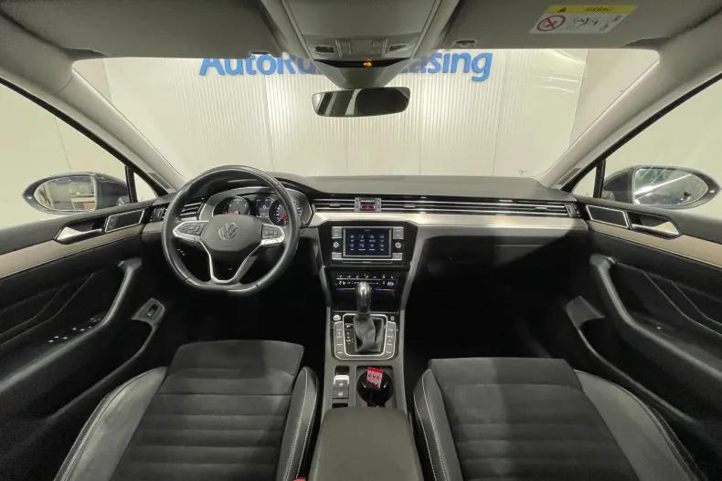 Volkswagen Passat din 2020 cu 104.748 km - oferta VOL144463 - foto 7