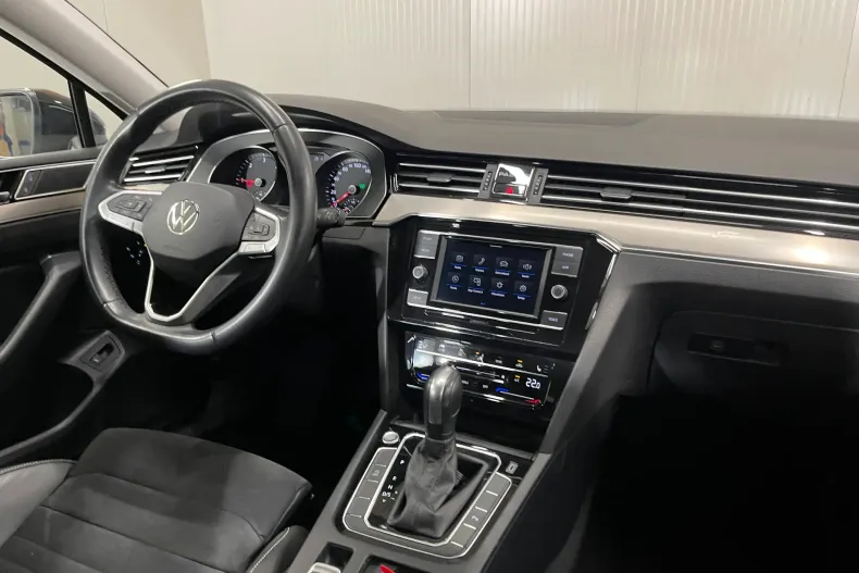 Volkswagen Passat din 2020 cu 104.748 km - oferta VOL144463 - foto 8