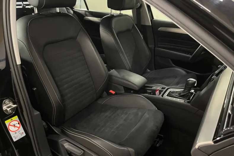 Volkswagen Passat din 2020 cu 104.748 km - oferta VOL144463 - foto 10