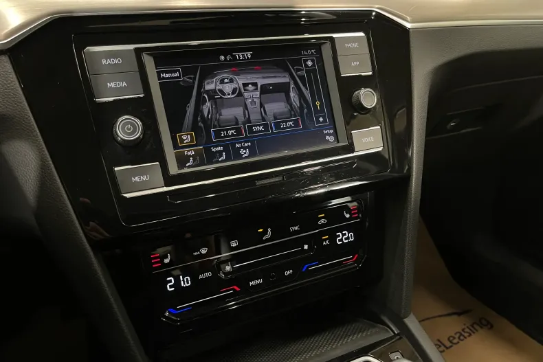 Volkswagen Passat din 2020 cu 104.748 km - oferta VOL144463 - foto 19