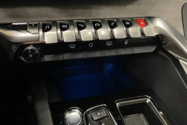 Peugeot 3008 din 2021 cu 124.413 km - oferta PEU144466 - foto 28