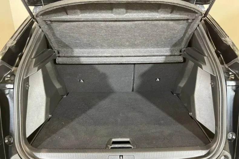 Peugeot 2008 din 2022 cu 134.010 km - oferta PEU144469 - foto 12