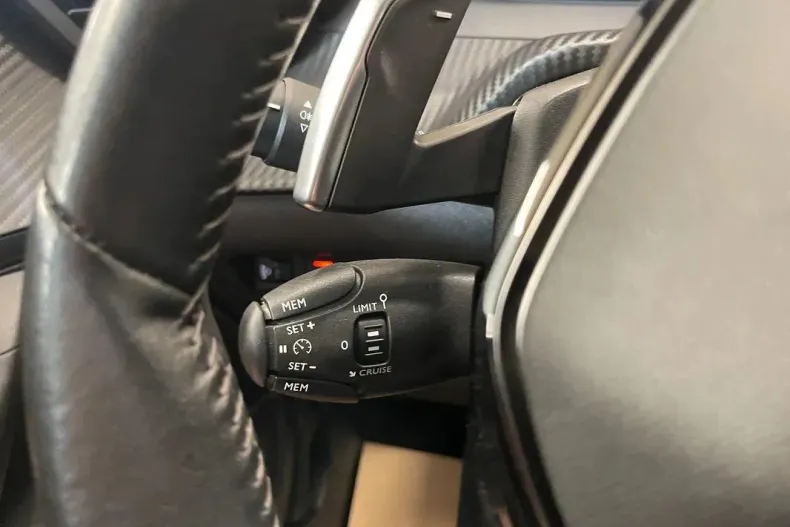 Peugeot 2008 din 2022 cu 134.010 km - oferta PEU144469 - foto 21