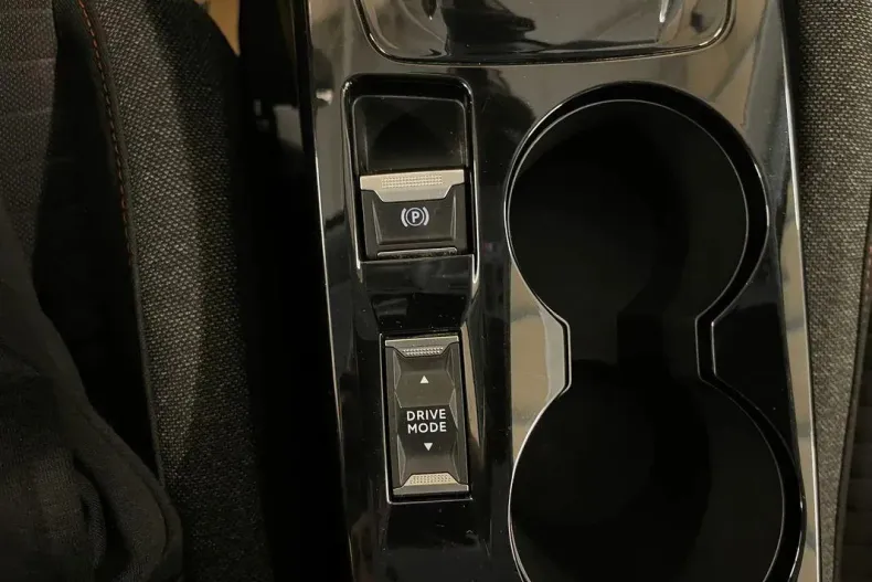 Peugeot 2008 din 2022 cu 134.010 km - oferta PEU144469 - foto 25