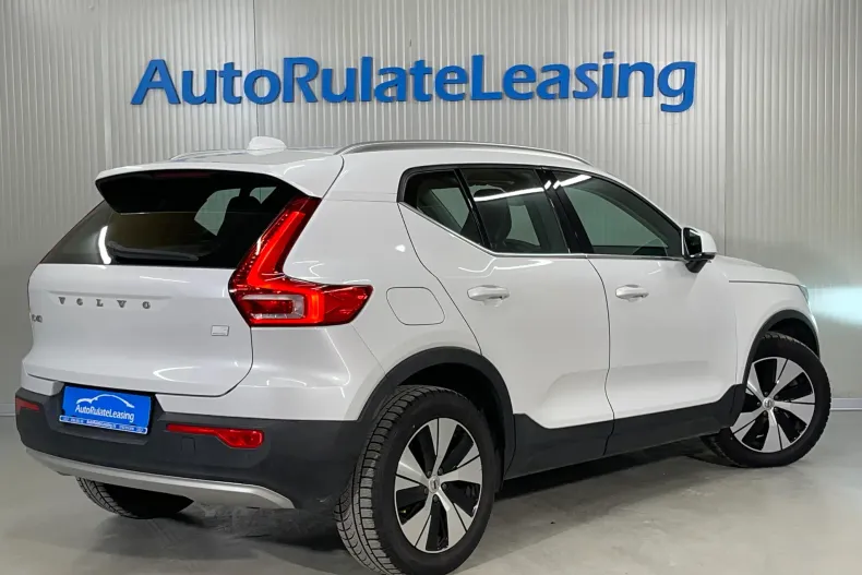 Volvo XC40 din 2021 cu 69.676 km - oferta VOL144470 - foto 4