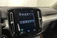 Volvo XC40 din 2021 cu 69.676 km - oferta VOL144470 - foto 16